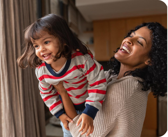 Mutter und Tochter haben Spaß