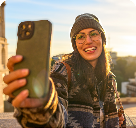 Frau macht ein Selfie